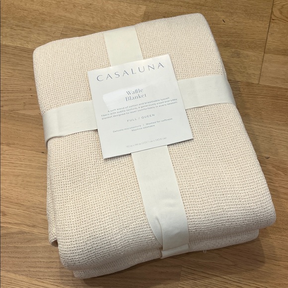 Casaluna Waffle Blanket in Cream - Picture 1 of 5